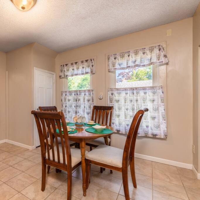 Entire House 3 Bedroom Twin Cities, Specious, Entire House, Ac Saint Paul Extérieur photo